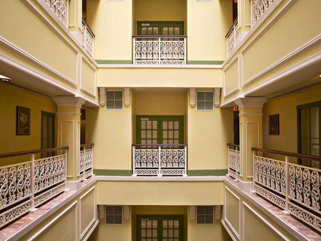 Club Wyndham La Belle Maison New Orleans Ngoại thất bức ảnh