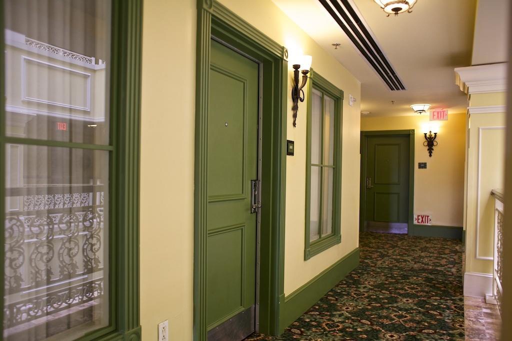 Club Wyndham La Belle Maison New Orleans Phòng bức ảnh