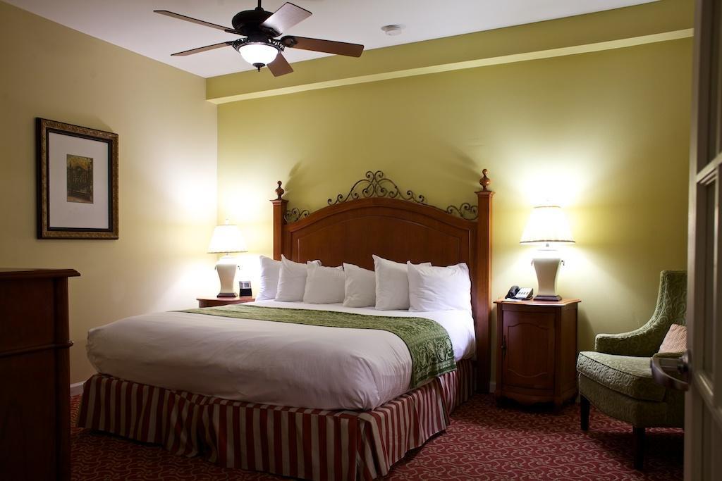 Club Wyndham La Belle Maison New Orleans Phòng bức ảnh